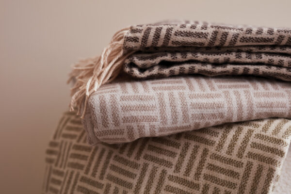 VINGA Lenox blanket - Brown