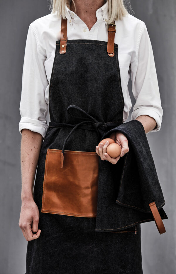 VINGA Asado Apron - Black