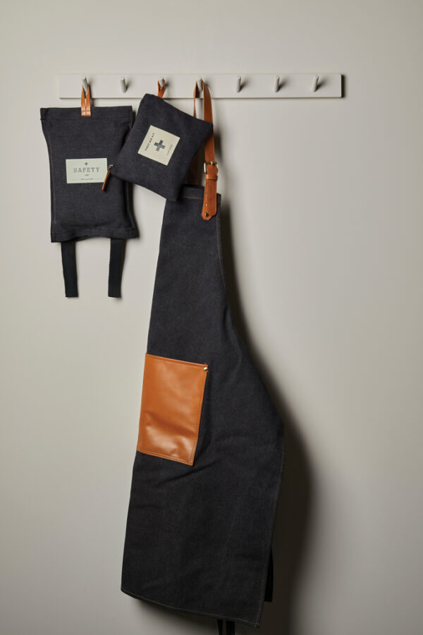 VINGA Asado Apron - Black