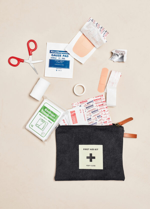 VINGA Asado First Aid Kit - Wellness & Wellbeing