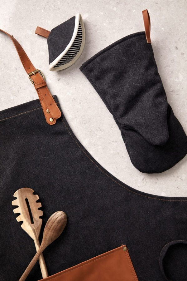 VINGA Asado oven mitt - Black