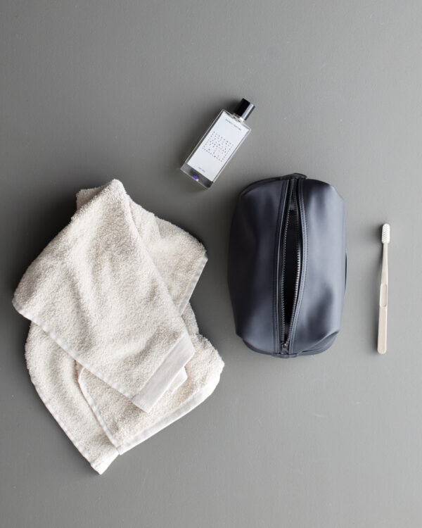 VINGA Baltimore Wash Bag - Black