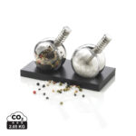 Planet pepper & salt set