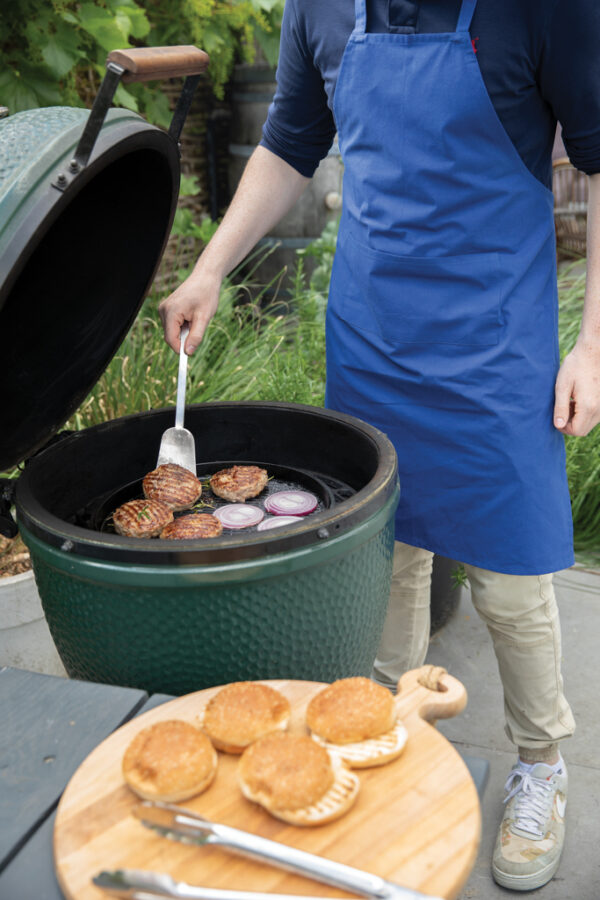 Impact AWARE? Recycled cotton apron 180gr - Royal Blue