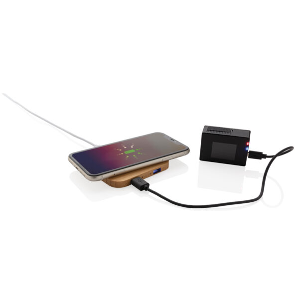 Bamboo 5W wireless charger with USB - Chargers & Powerbanks