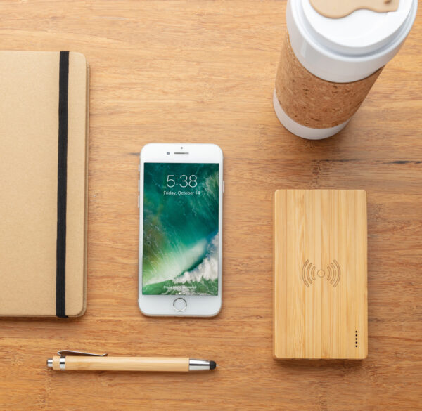 Bamboo 4.000 mAh wireless 5W Powerbank - Chargers & Powerbanks