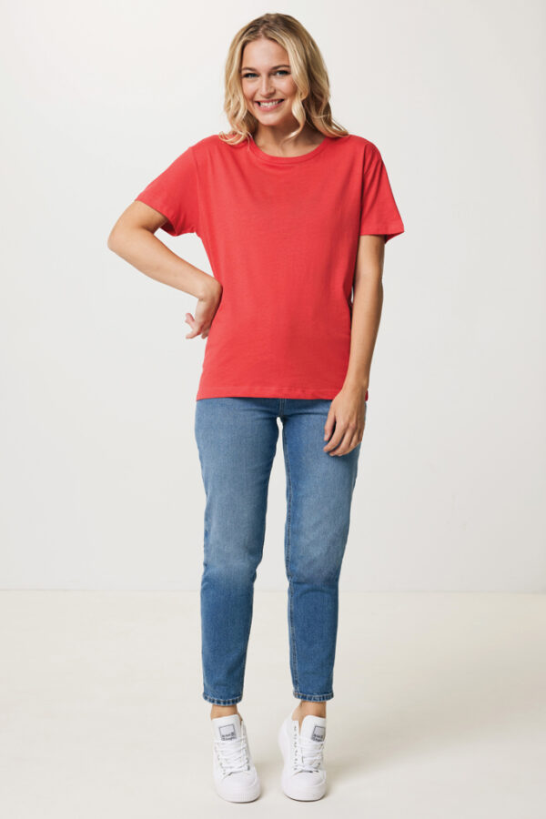 Iqoniq Yala women lightweight recycled cotton t-shirt - Luscious Red