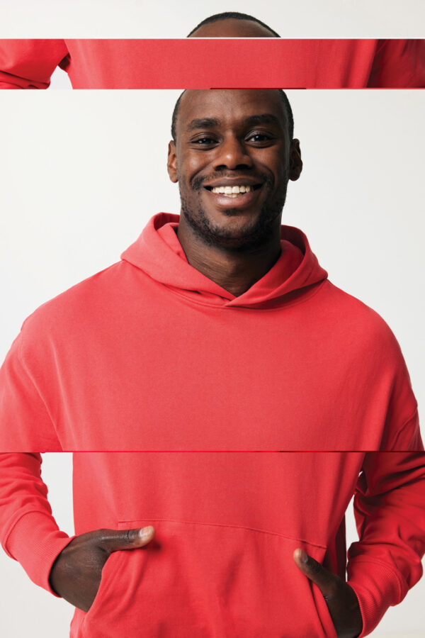 Iqoniq Yoho recycled cotton relaxed hoodie - Luscious Red