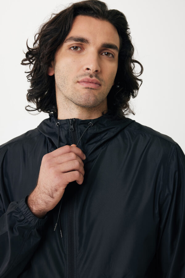 Iqoniq Logan recycled polyester lightweight jacket - Black