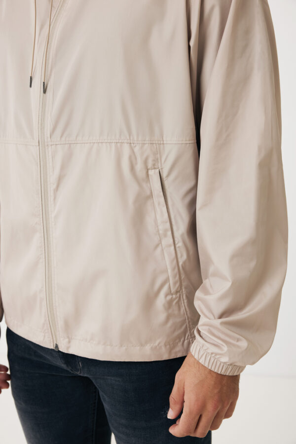 Iqoniq Logan recycled polyester lightweight jacket - Beige