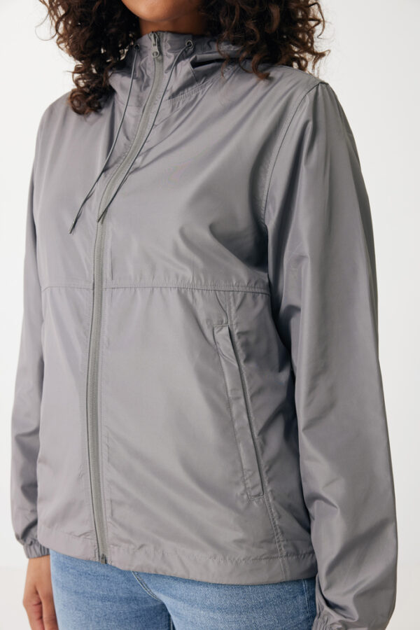 Iqoniq Logan recycled polyester lightweight jacket - Silver Grey