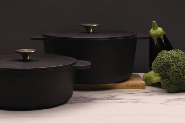 Ukiyo cast iron pan medium - Travel Cups